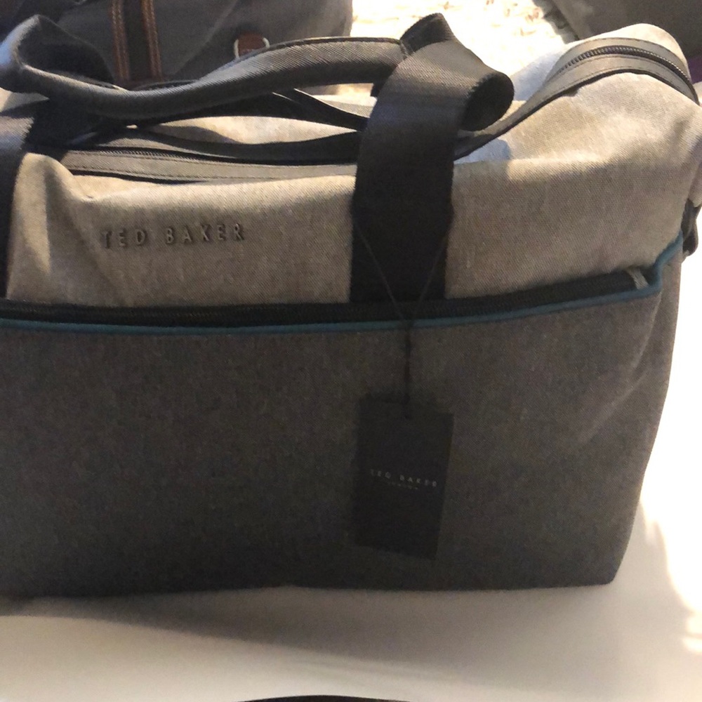 Ted Baker Cheetz Duffle Holdall Bag - Picture 5 of 8